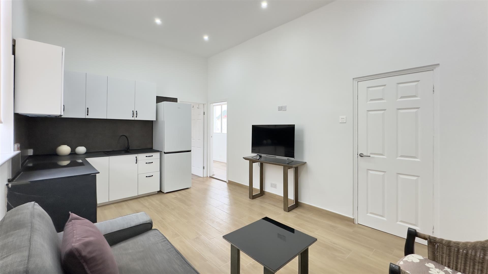 Image of Apartment - 2 Bedrooms - 1 Bathrooms for Sale in South District-Gibraltar, Image 8